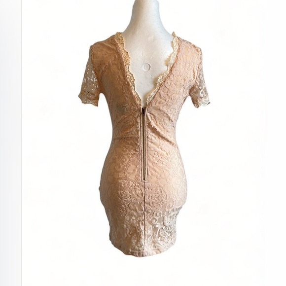 TOBI Women’s Peach Lace Lined Zip Deep V-Neck Mini Dress, Size S - Picture 3 of 7